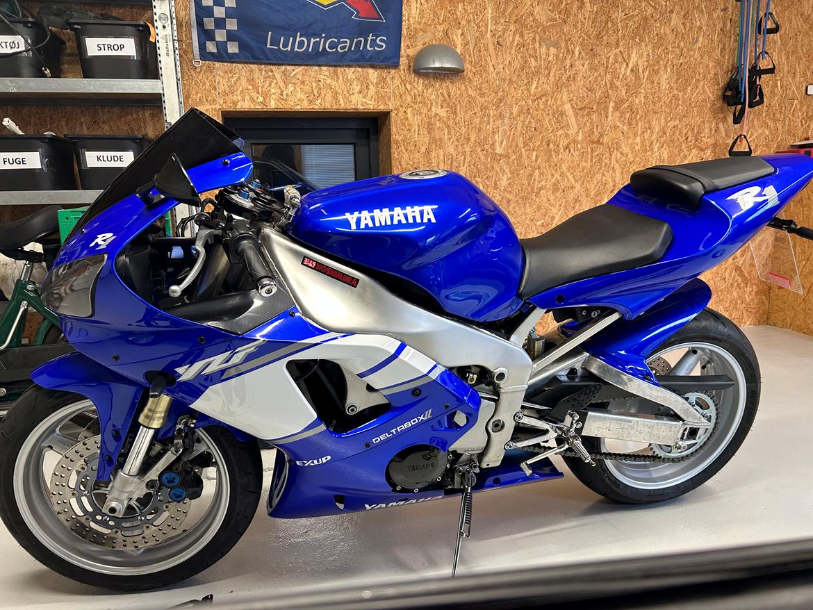 Yamaha YZF R1 billede 10