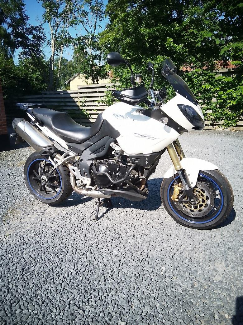 Triumph Tiger 1050 ABS billede 1