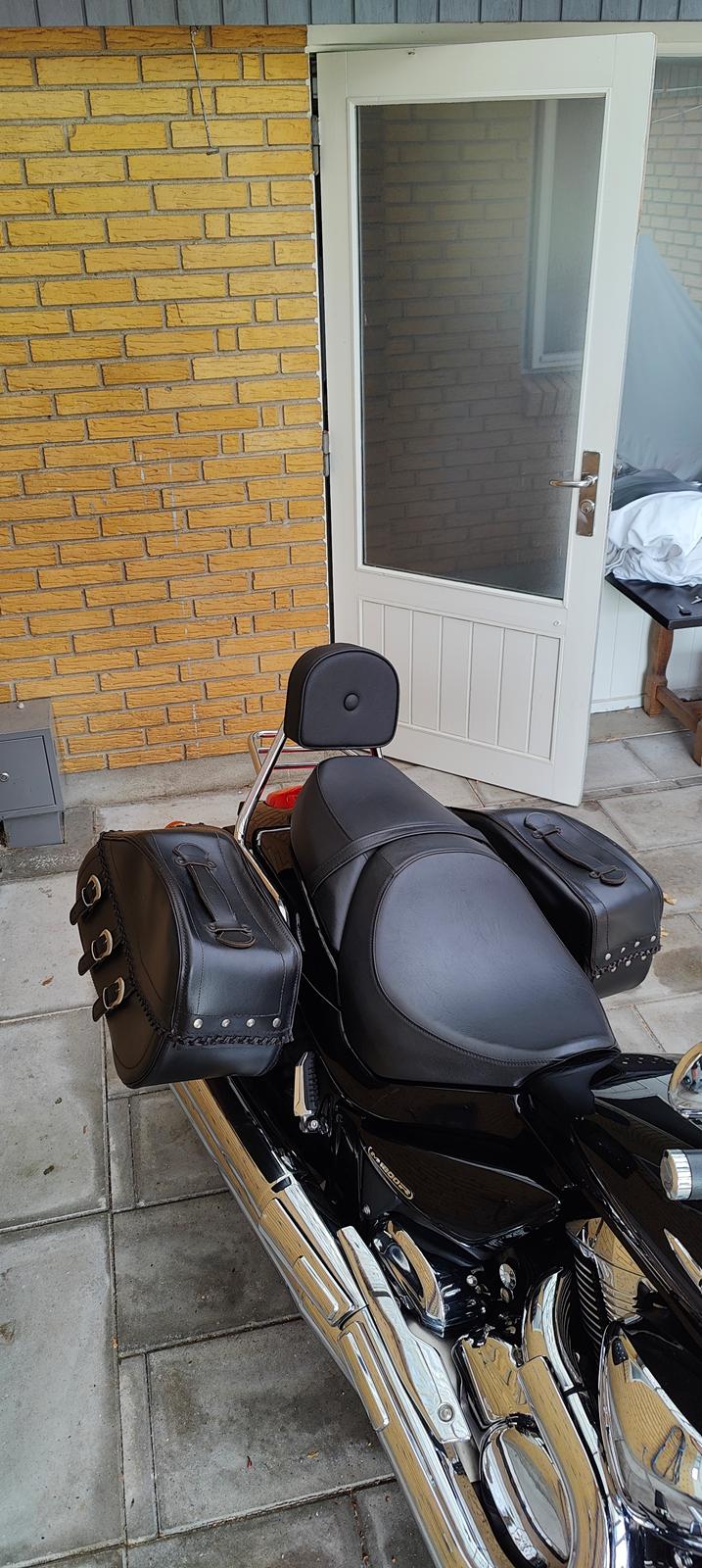 Suzuki INTRUDER VZR (SOLGT) billede 27