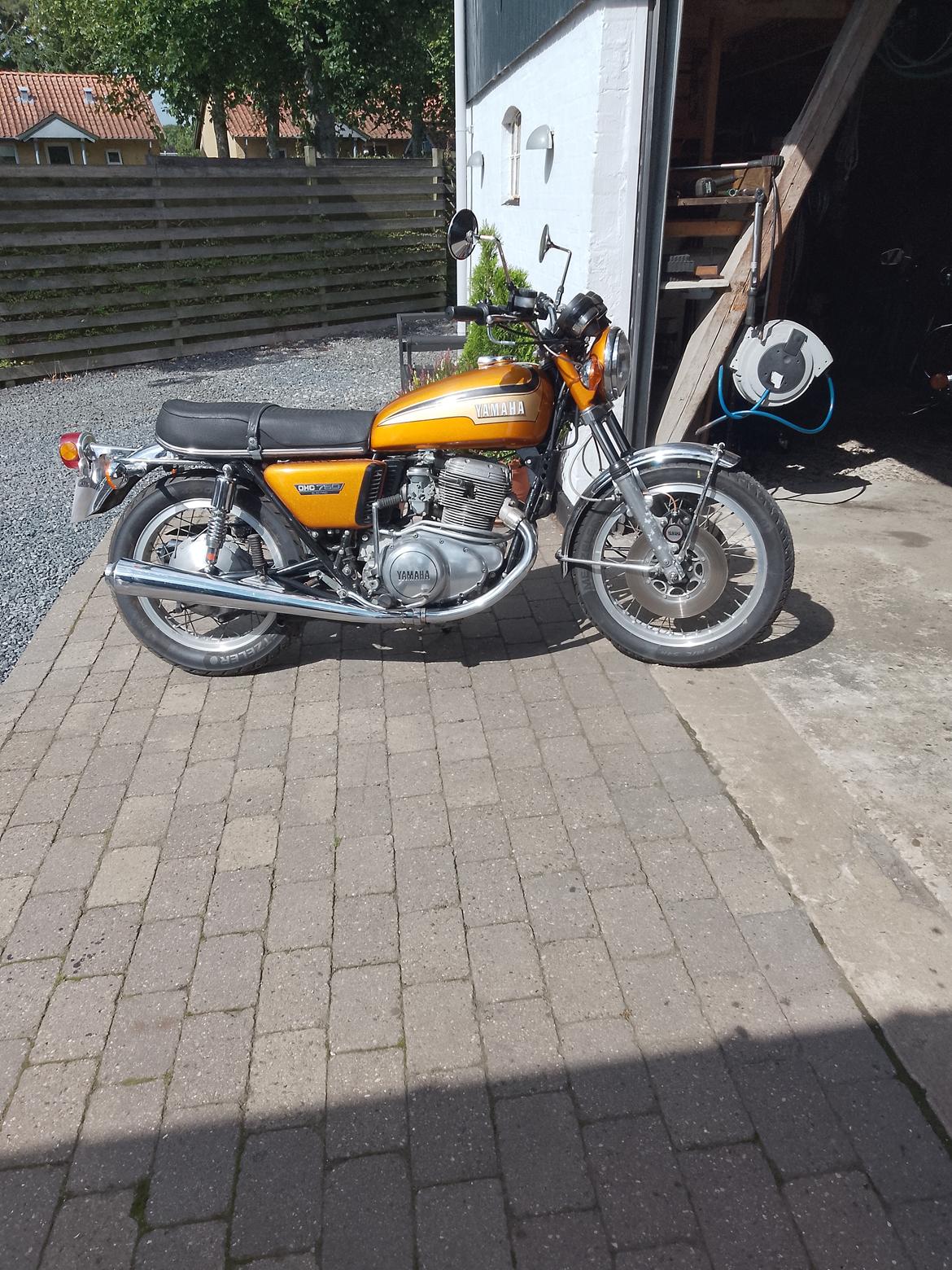 Yamaha TX 750 billede 4