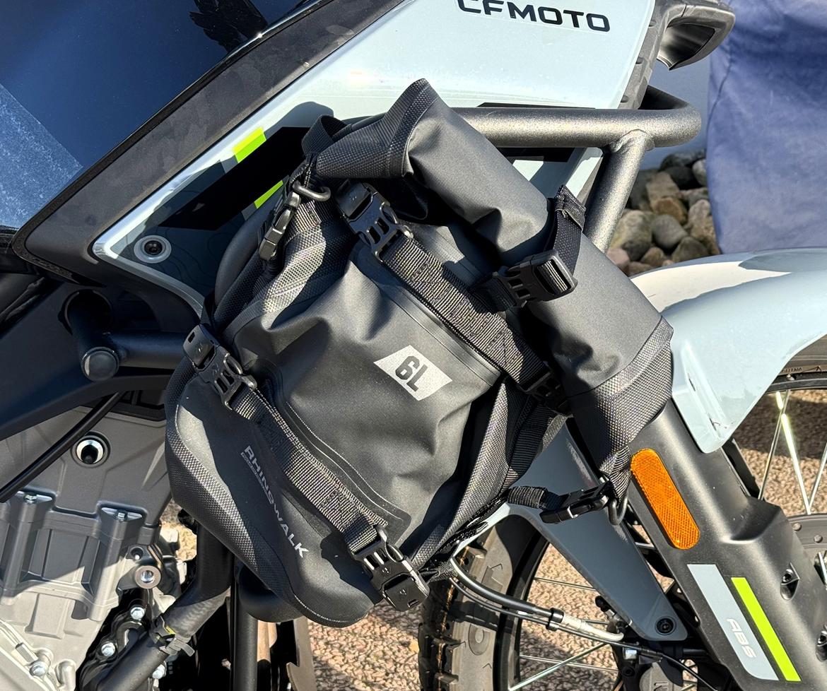 CF Moto 450MT - . . . . . . . . . . . .  2 x 6 liter tasker på styrtbøjler. billede 26