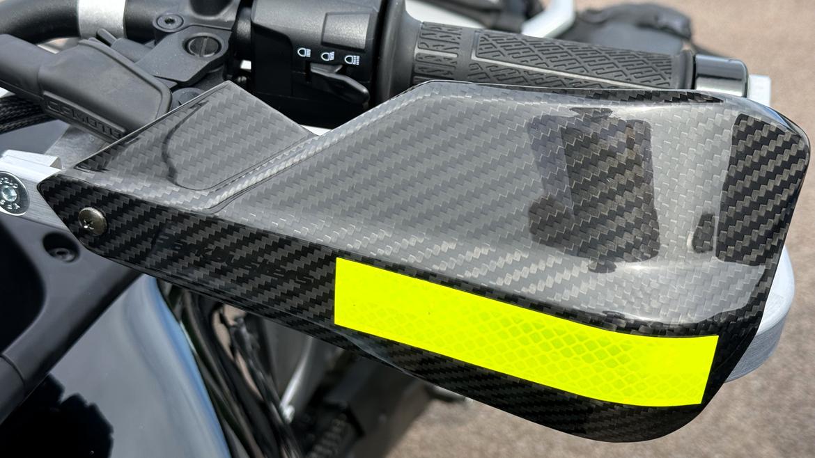 CF Moto 450MT -  . . . . . . . . .. . Carbon plus gul refleks. billede 31