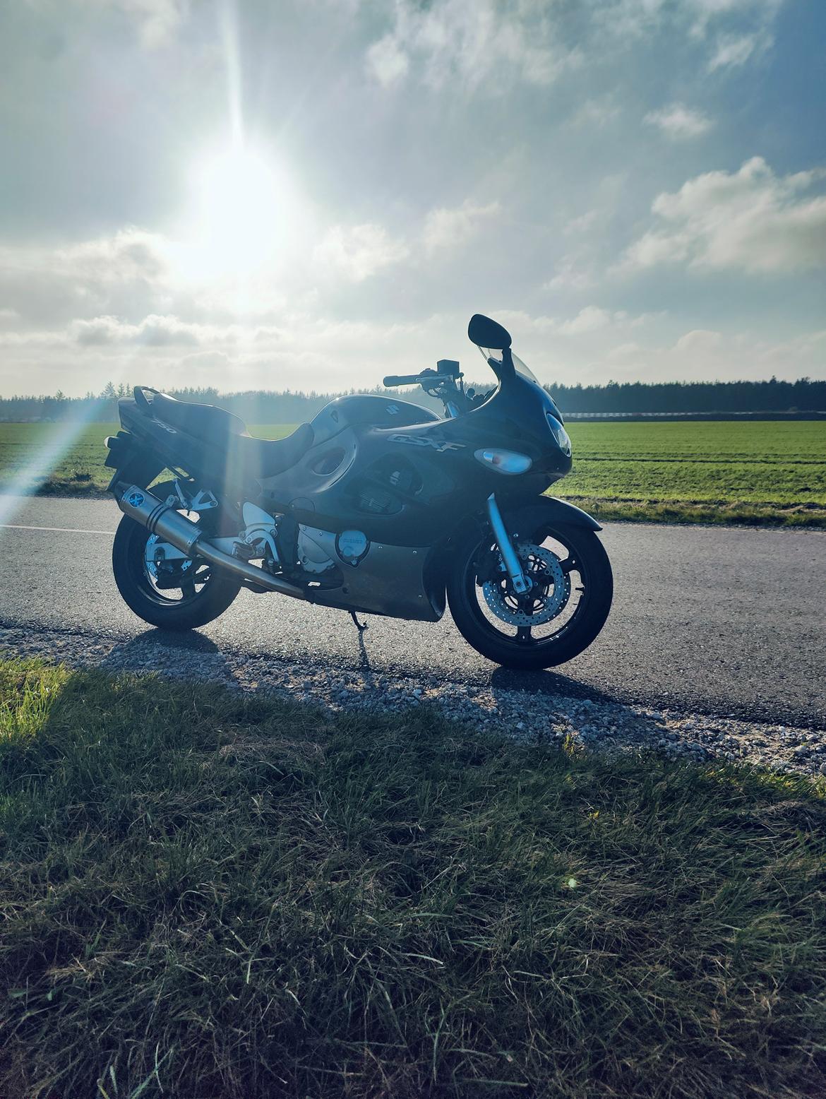 Suzuki GSX750 F billede 17