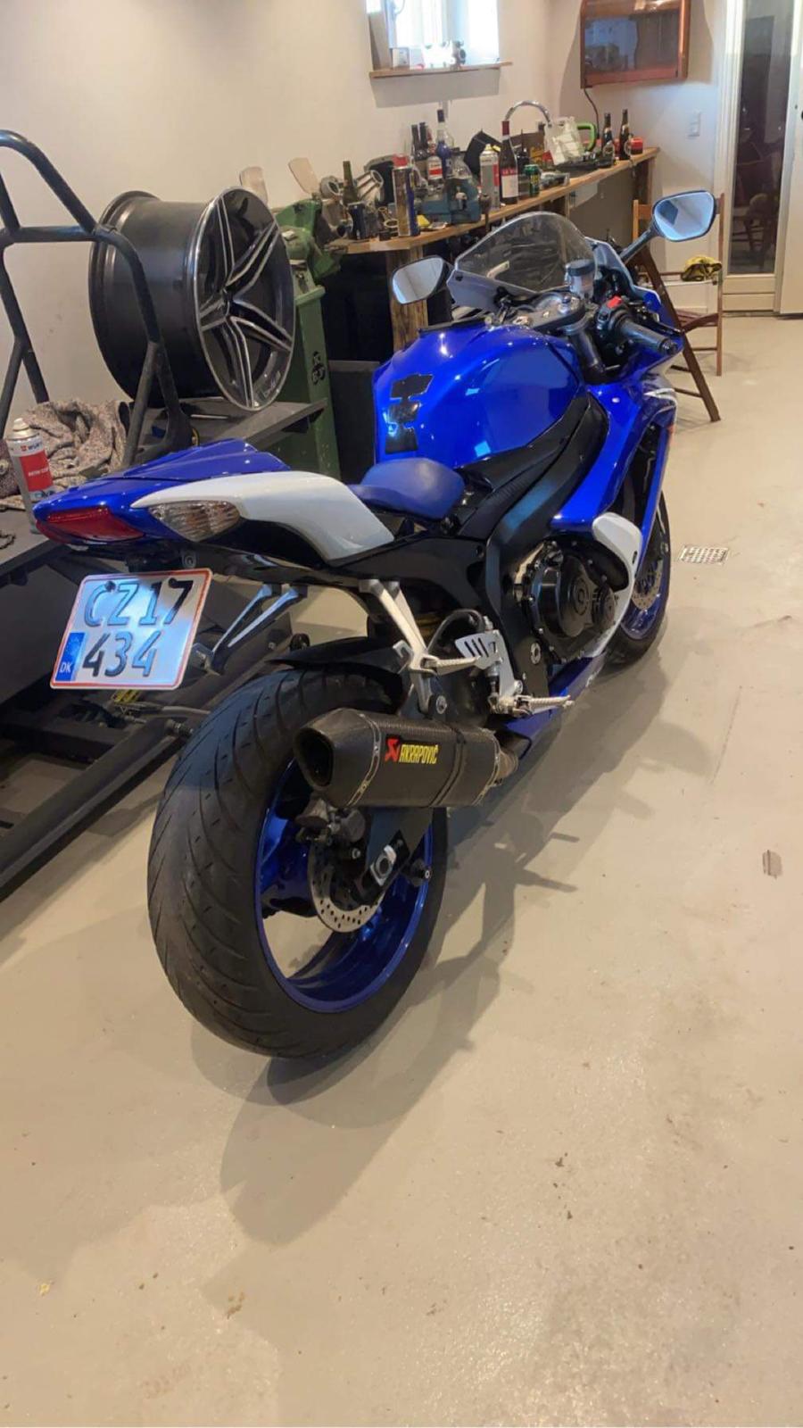 Suzuki GSXR 600 K8 billede 1