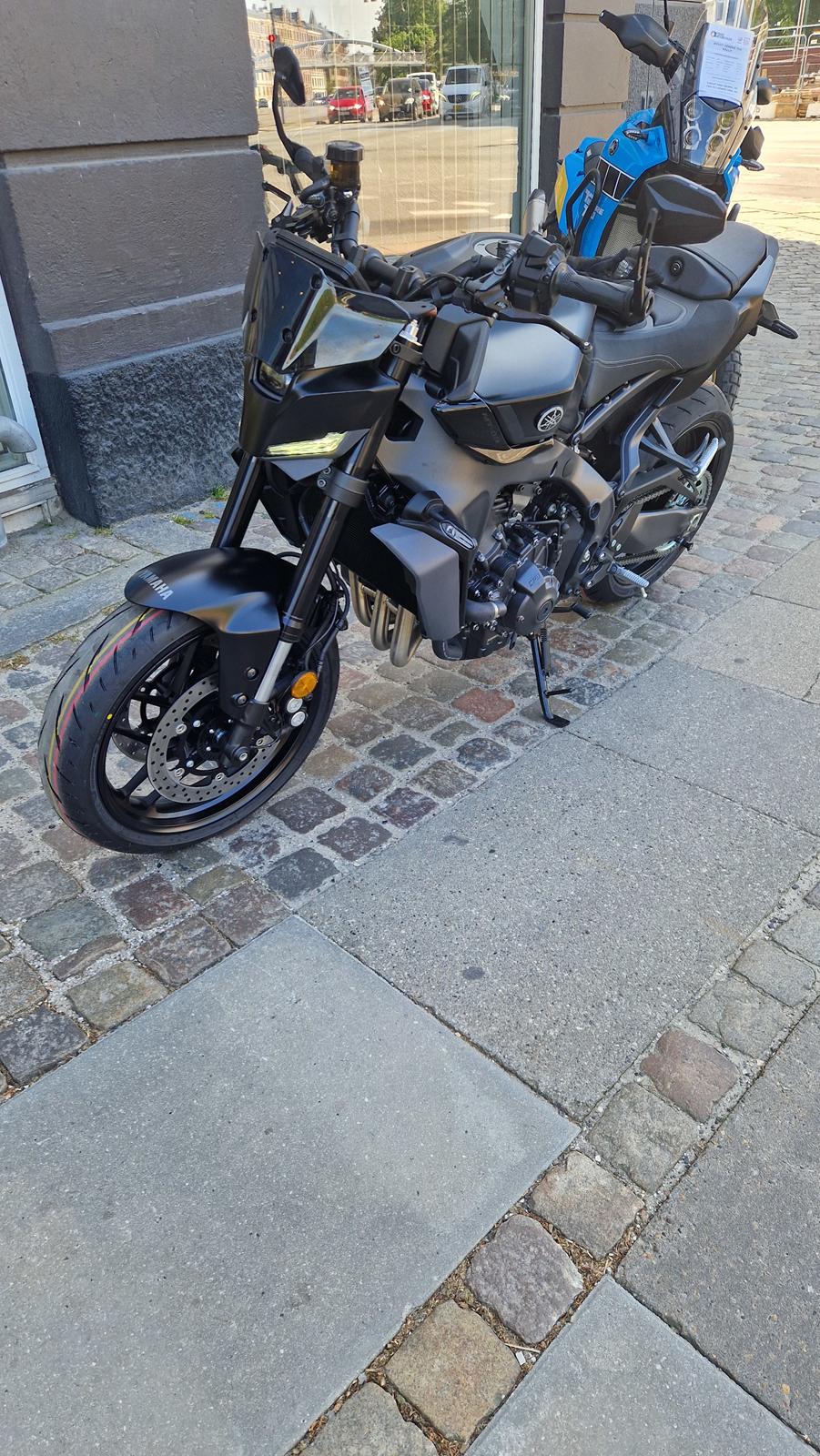 Yamaha Mt-09 Black  billede 2