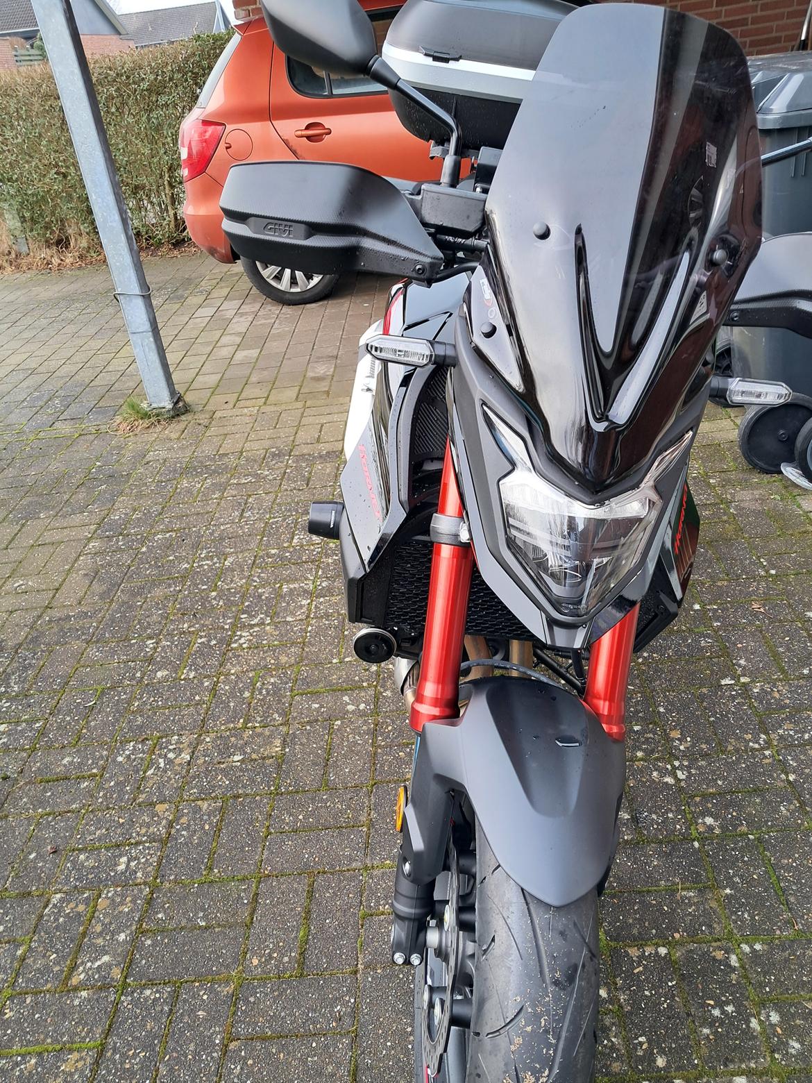 Honda CB750 Hornet - puig touring skærm billede 4