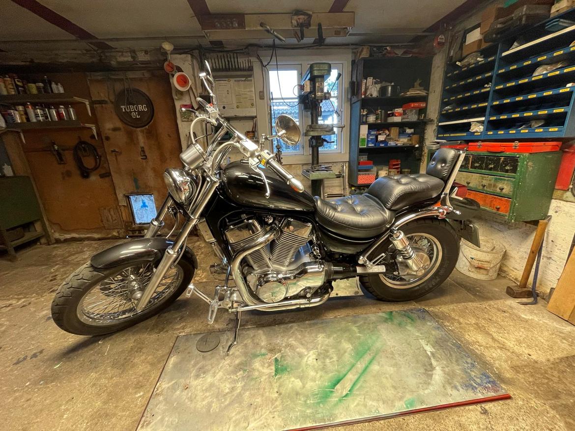 Suzuki Intruder VS 1400 billede 4