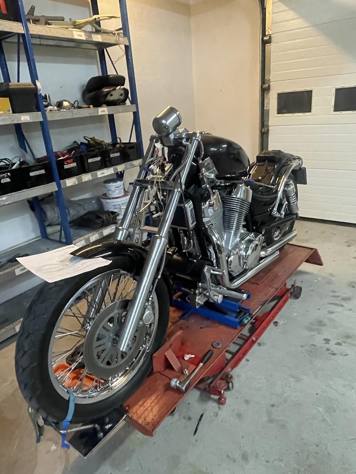 Suzuki Intruder VS 1400 billede 5