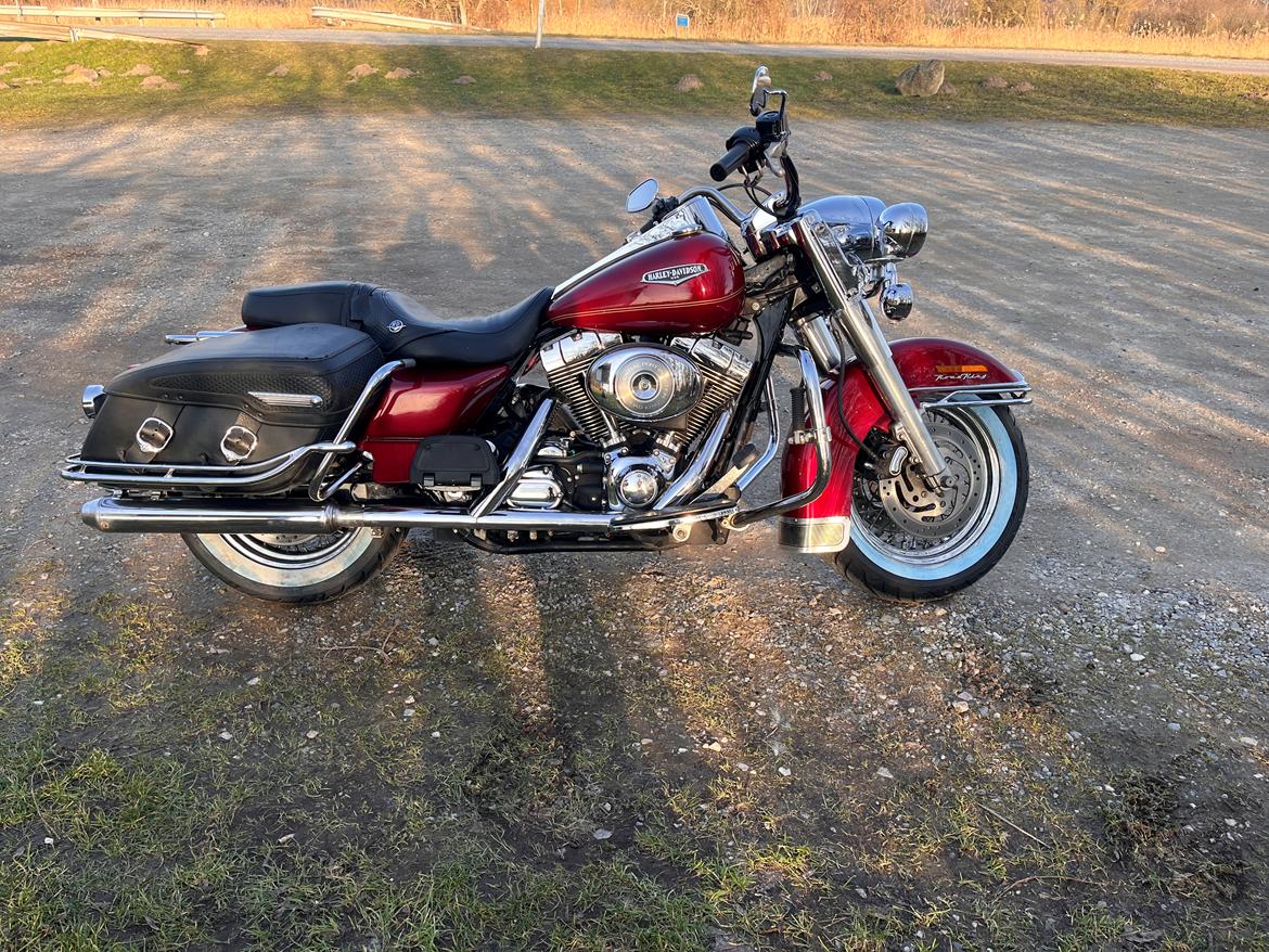 Harley Davidson FLHRCI Road King Classic billede 1