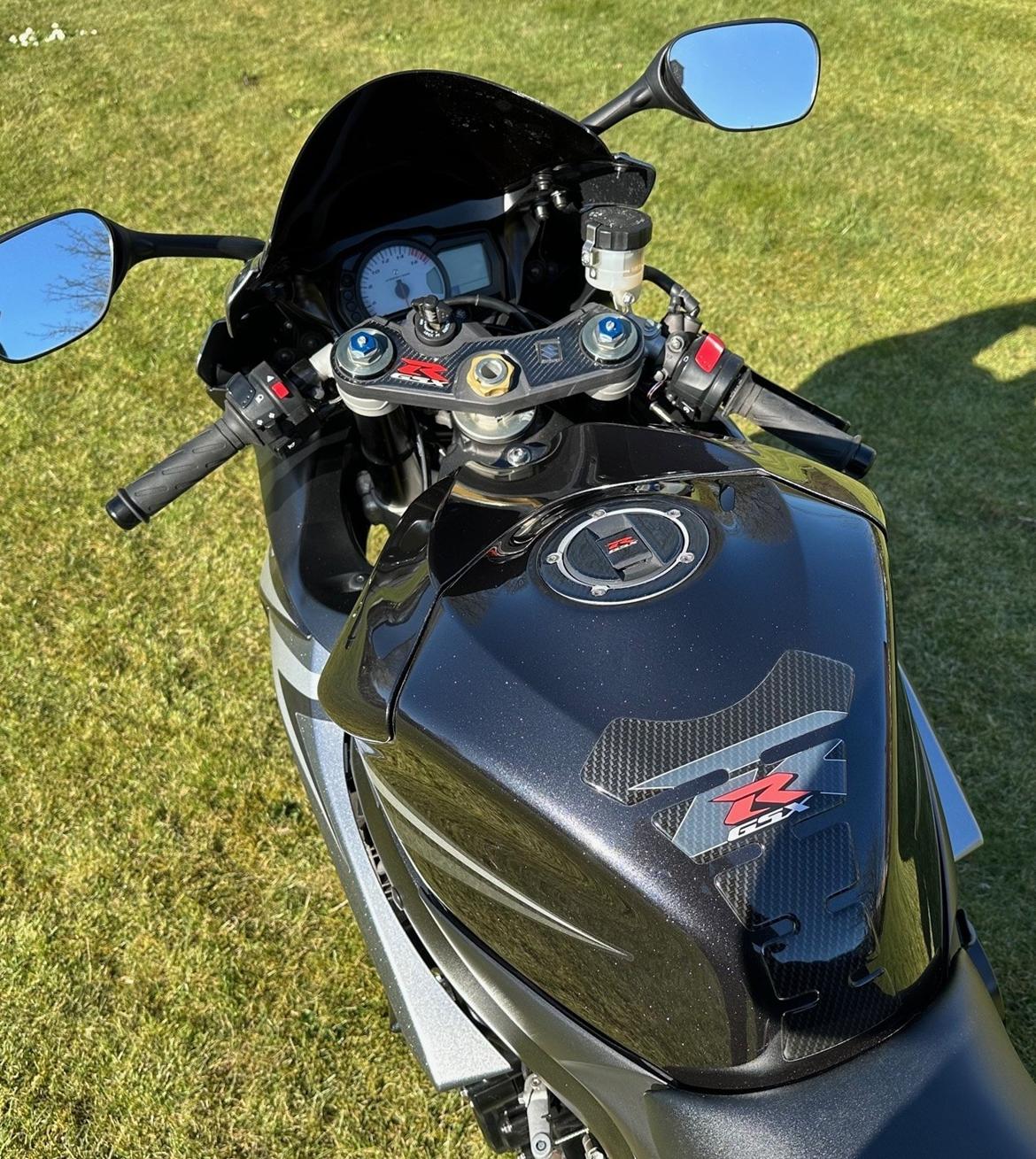 Suzuki GSXR 750 K7 - SOLGT  billede 7