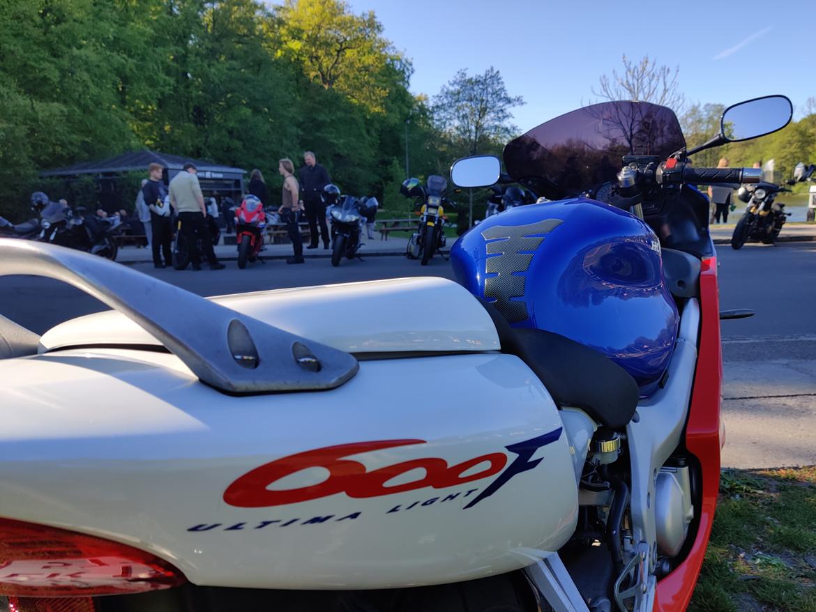 Honda CBR600 F4 Ultima Light billede 2