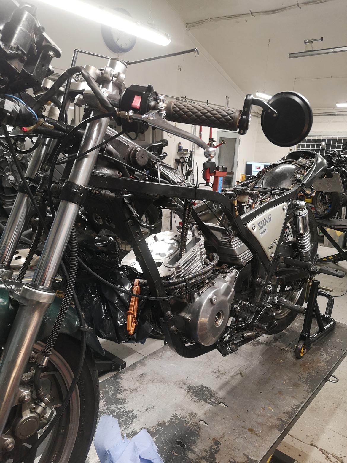 Yamaha Srx 600 billede 3