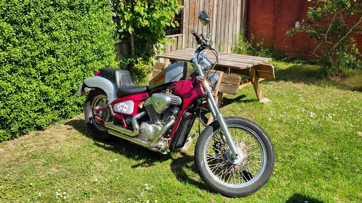 Honda vt600 Shadow Build By Nemesis's Custom Garage billede 3