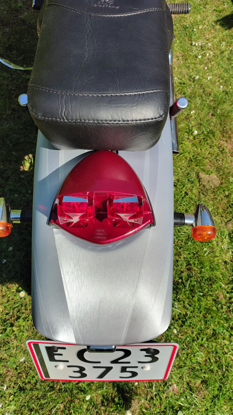 Honda vt600 Shadow Build By Nemesis's Custom Garage billede 17