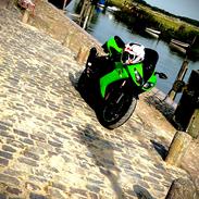 Kawasaki Zx10r 