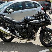 Suzuki Bandit 650 SA