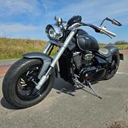 Suzuki Intruder M800