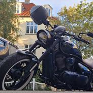 Suzuki Intruder m800
