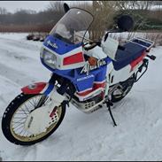 Honda XRV 650J Africa Twin RD03