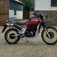 Honda XLV 750 R RD01