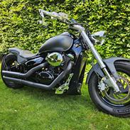 Suzuki Intruder M800