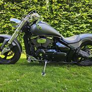 Suzuki Intruder M800