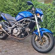 Cagiva RaptorIE 650
