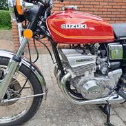 Suzuki GT 550
