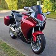 Honda VFR 1200 F DCT