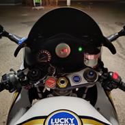 Suzuki SV650S/R