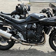 Suzuki Bandit 650 SA