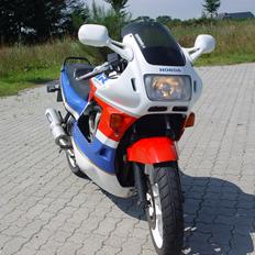 Honda CBR 600 F1 Hurricane