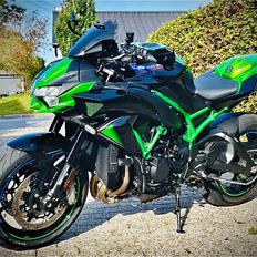 Kawasaki Z H2 (Supercharged)