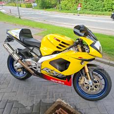 Aprilia RSV-1000 R MILLE