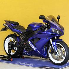 Yamaha R1
