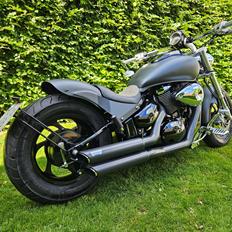 Suzuki Intruder M800