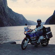 Honda XRV 650J Africa Twin RD03
