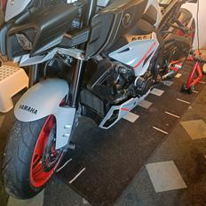 Yamaha MT 10