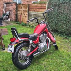Suzuki VS 750 intruder (Trudolf)