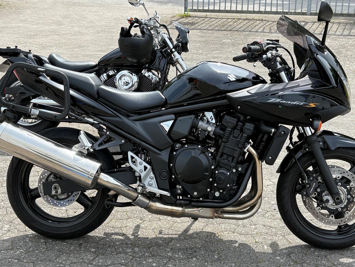 Suzuki Bandit 650 SA billede 1