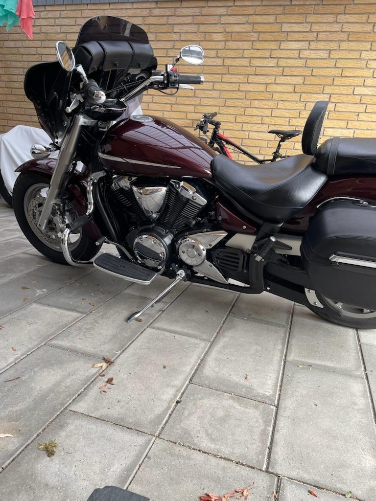 Yamaha Xvs 1300 A (SOLGT) billede 8