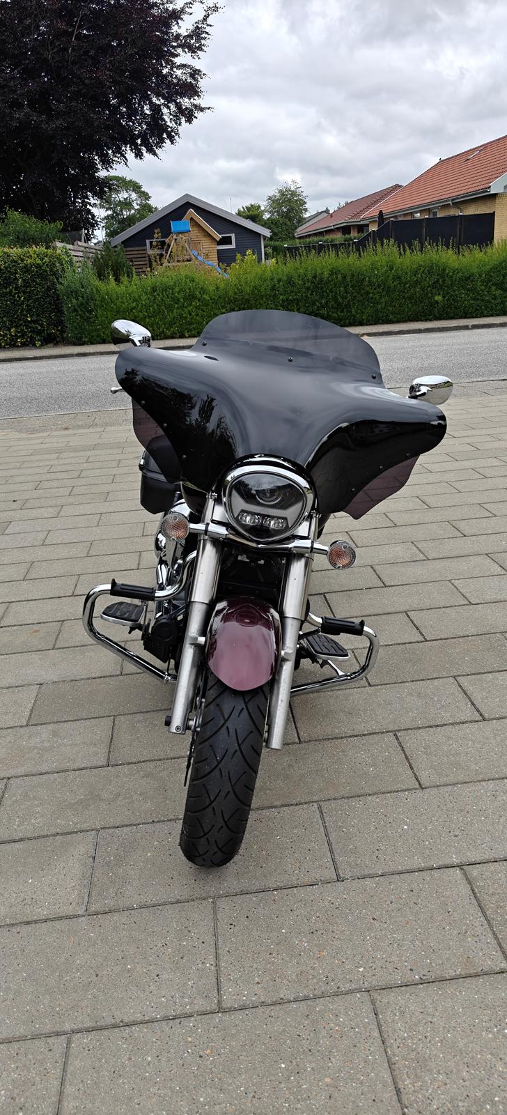 Yamaha Xvs 1300 A (SOLGT) billede 7