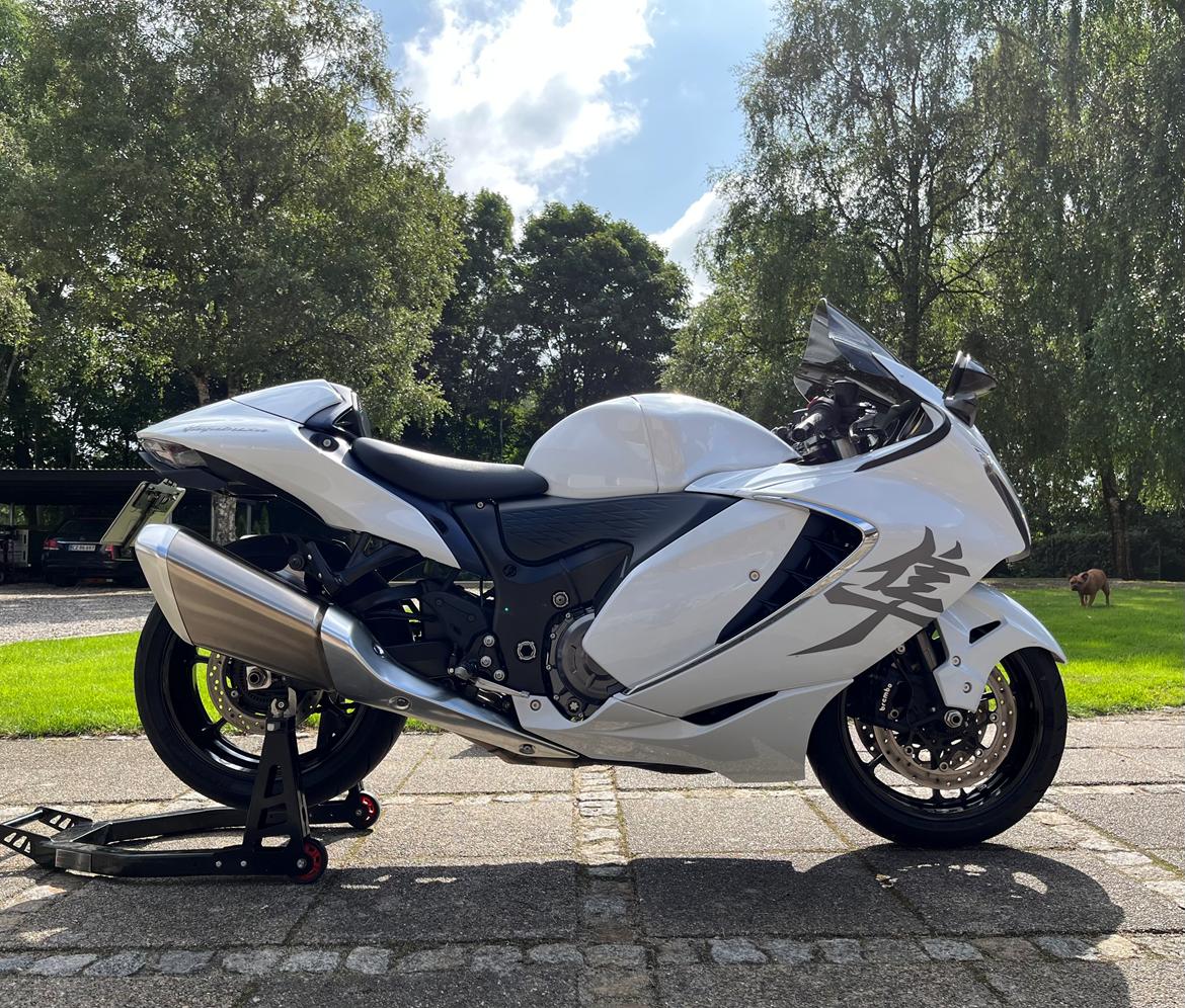 Suzuki GSX-1300 r billede 2