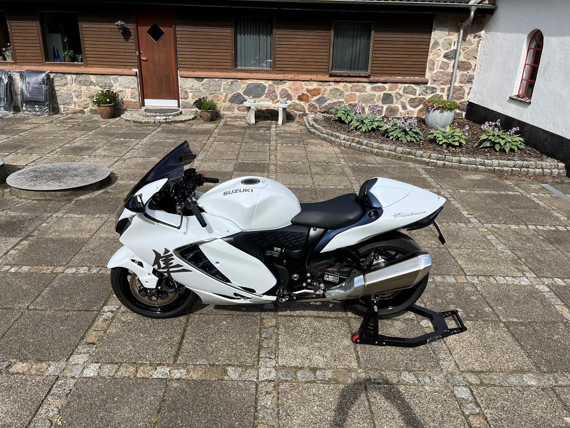 Suzuki GSX-1300 r billede 3