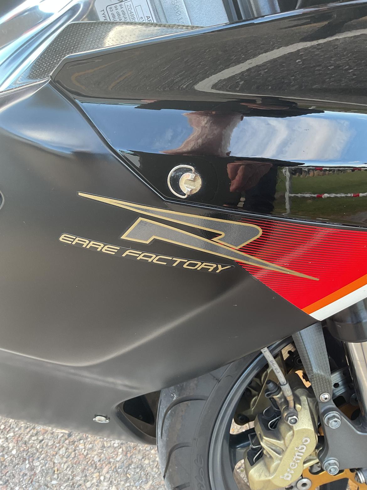 Aprilia RSV 1000R Factory billede 9