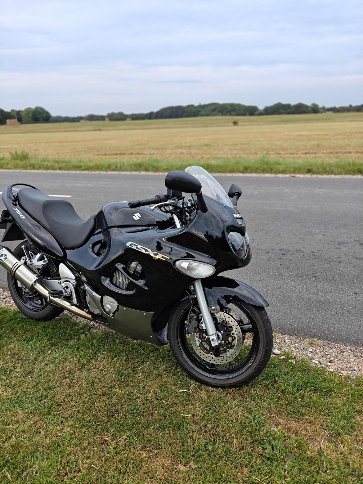 Suzuki GSX750 F billede 28