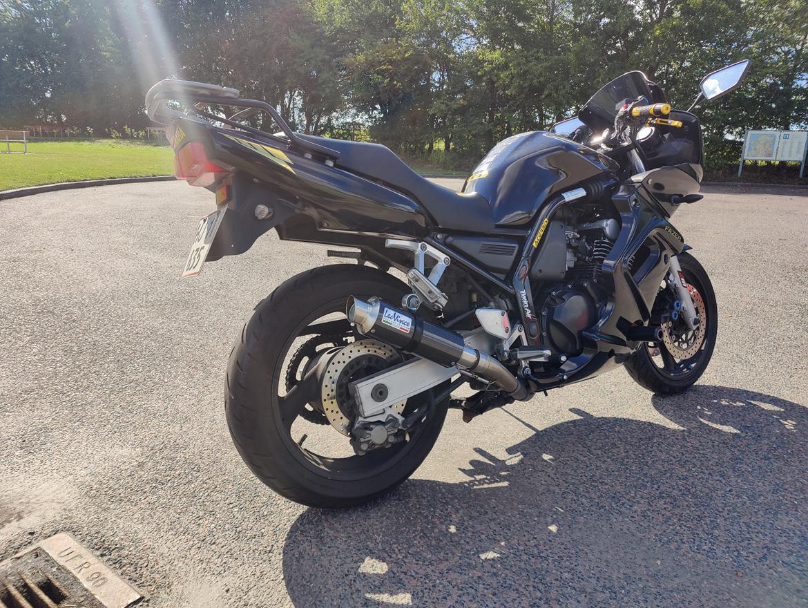 Yamaha FZS 600 Fazer  billede 15