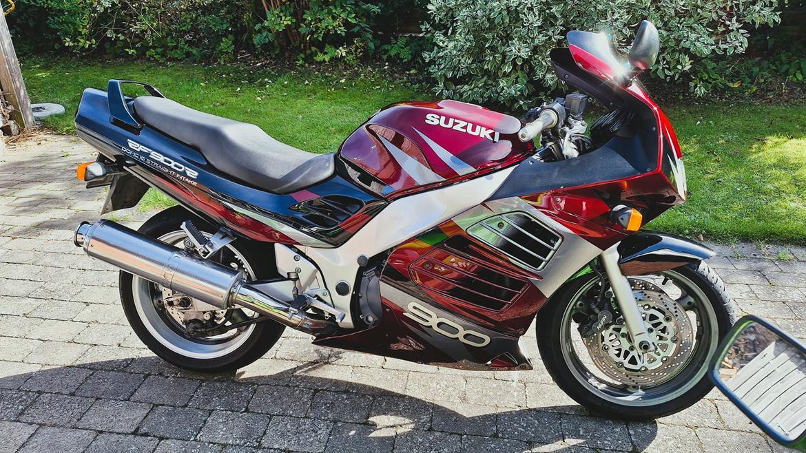 Suzuki RF900R billede 2