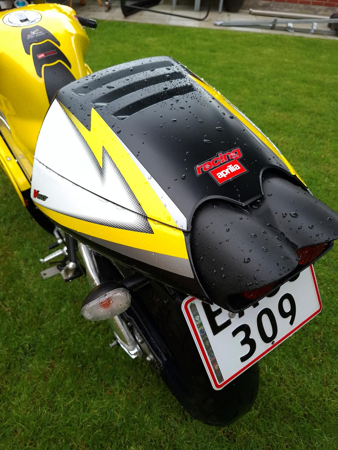 Aprilia RSV-1000 R MILLE billede 9