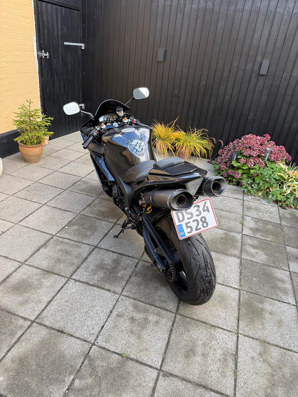 Yamaha YZF R1 billede 4